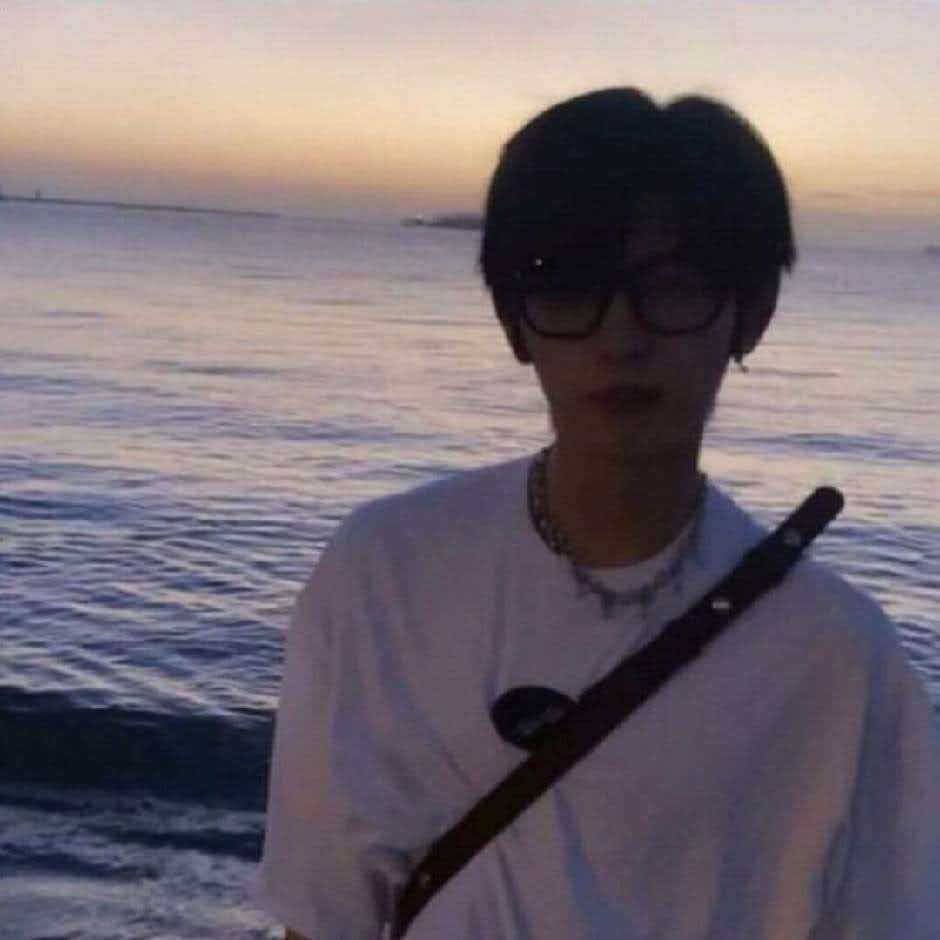 秋水凌云的团队